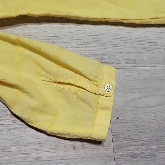 🛍Talbots Womens M Petite Yellow Stripe Blouse 3/4 Sleeve‎ V Neck Lightweight - Picture 5 of 8